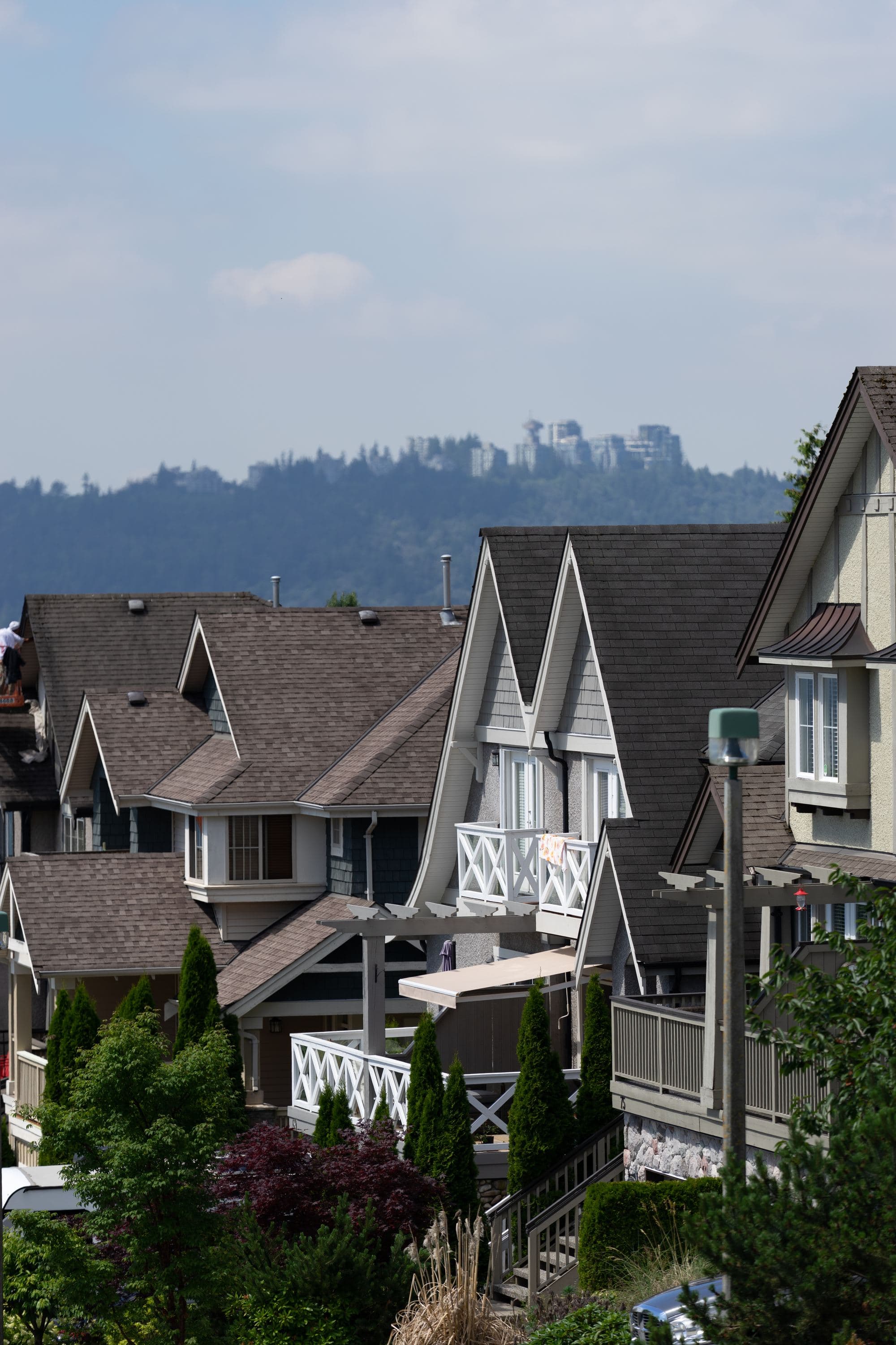 Port Moody, Heritage Mountain neighbourhood