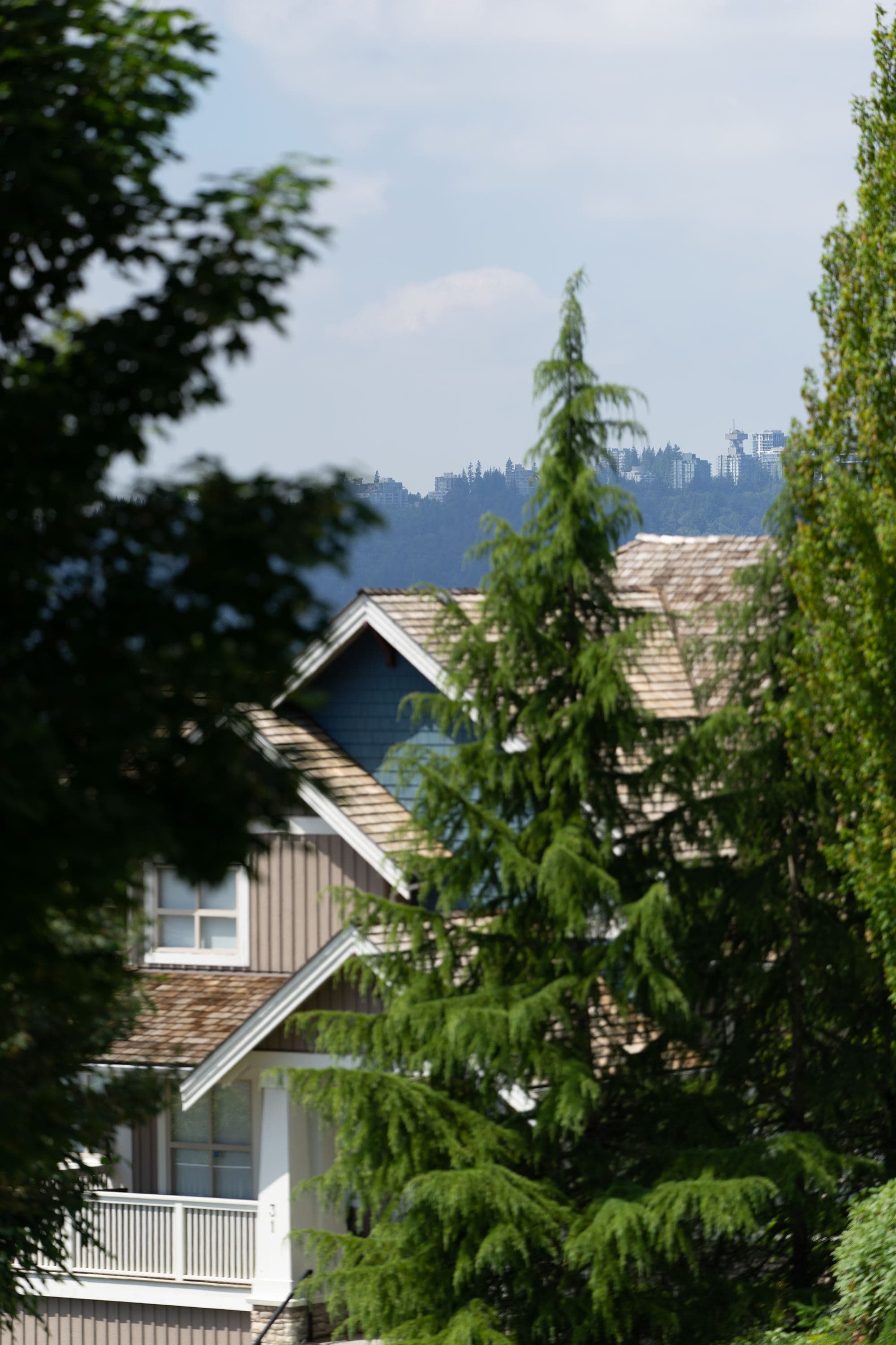 Port Moody, Heritage Woods neighbourhood